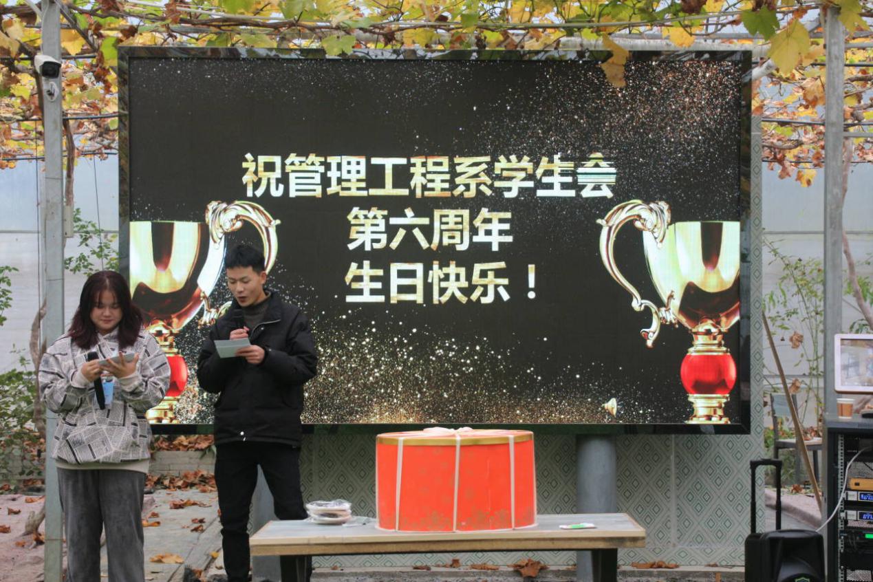 北水动向|北水成交净卖出180.92亿 北水再度减持港股ETF 全天抛售盈富基金(02800)超145亿港元
